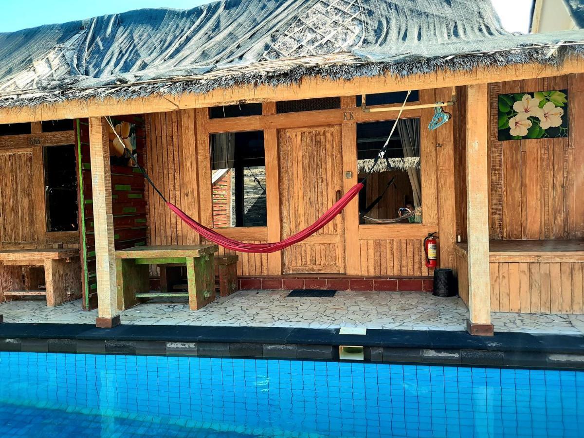 Little Mg Bed & Breakfast Gili Trawangan Exterior photo